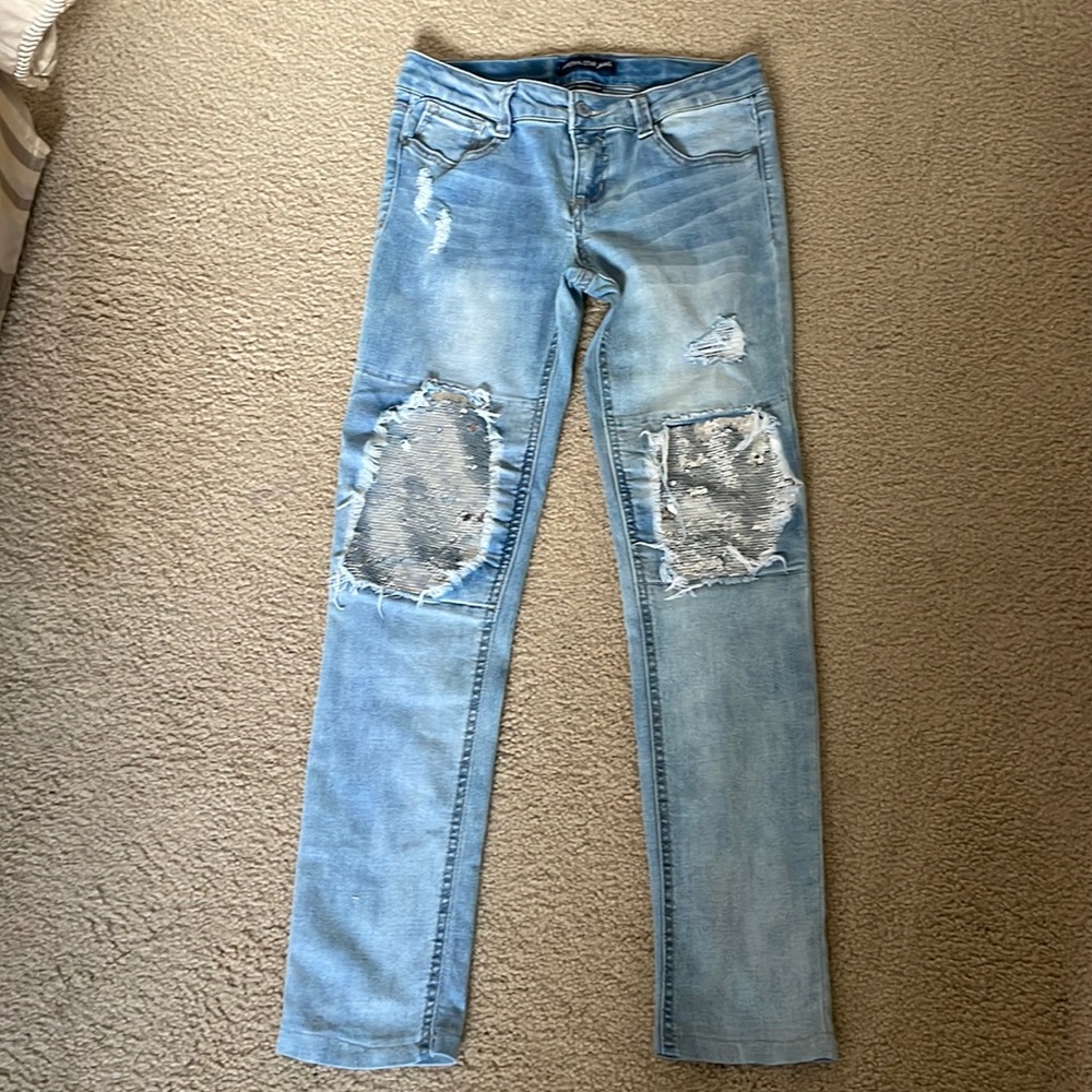 IMPERIAL STAR DISTRESSED GIRLS JEANS.